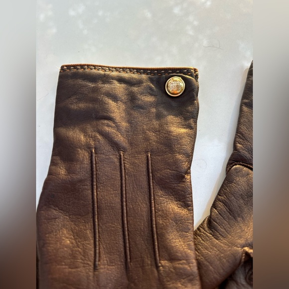 🌟 VINTAGE 🌟 Coach winter gloves wool lined 🌟 worn only once 🌟 - Picture 2 of 10